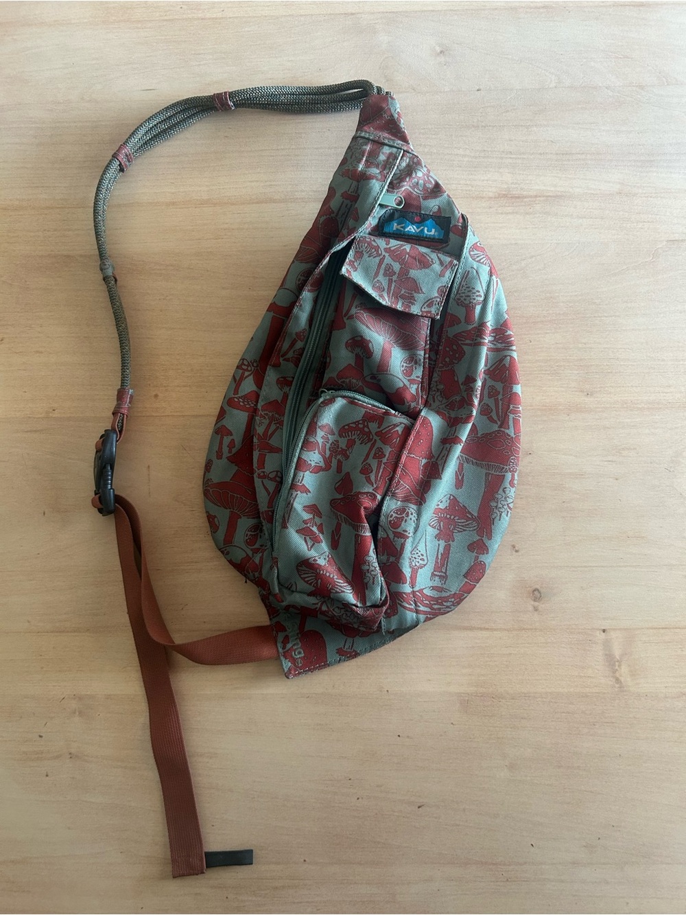 KAVU Sling Bag in Olive & Rust